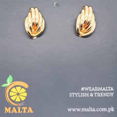 أقراط مرصعة بتصميم هندسي متشابك