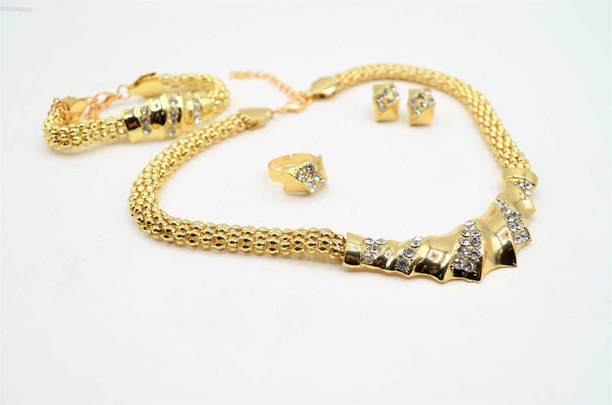 5 Pieces Neck Set