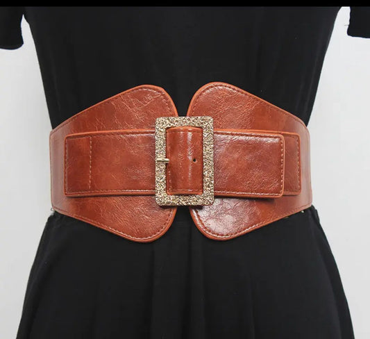 Wide strechable belt