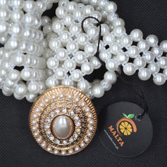 Traditional Style Pearl Belt